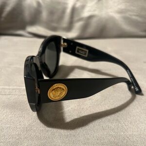 Versace 4353 sunglasses size 51